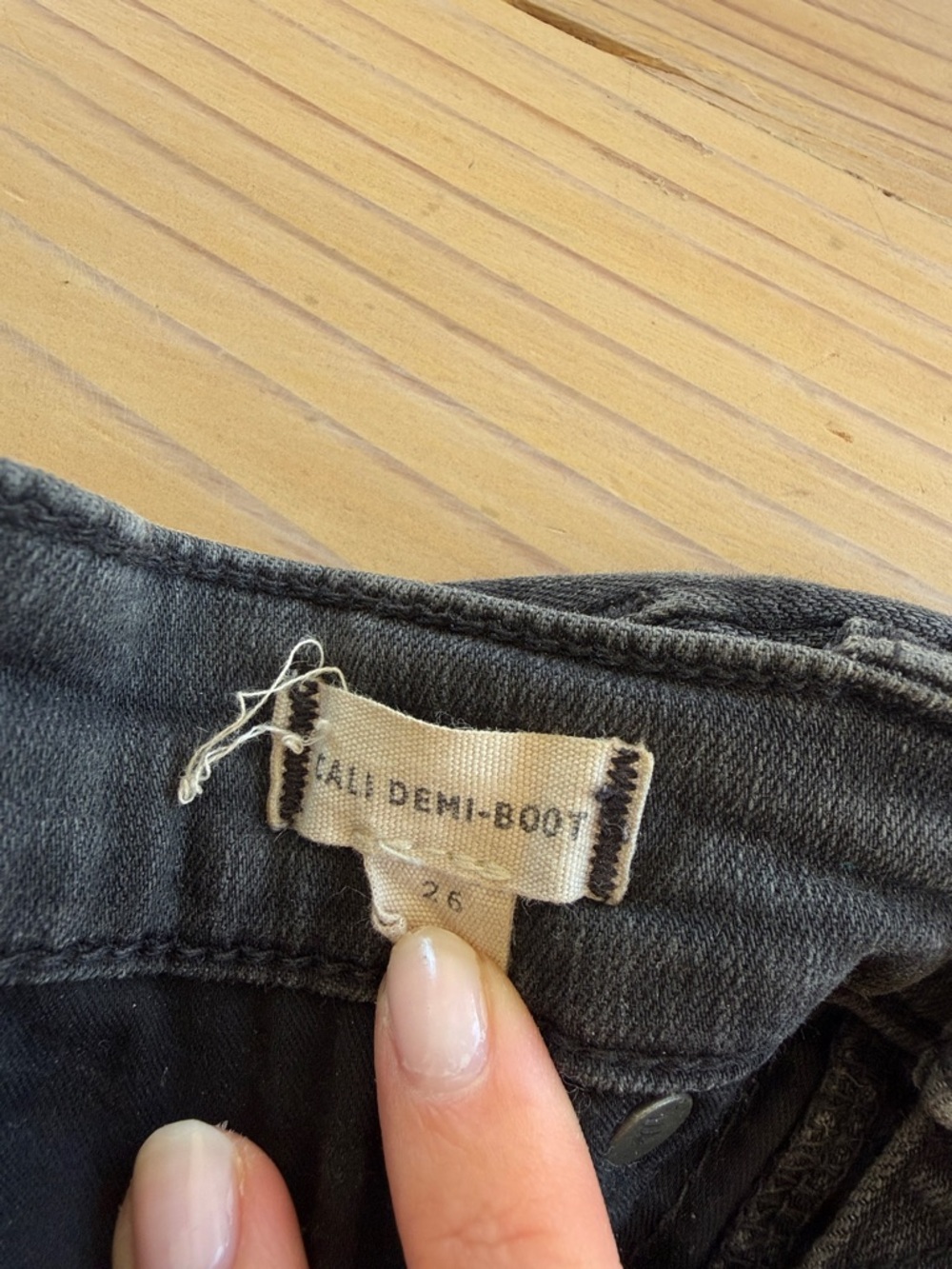Madewell Gray Cropped Cali Demi-Boot Jeans - Picture 3 of 4